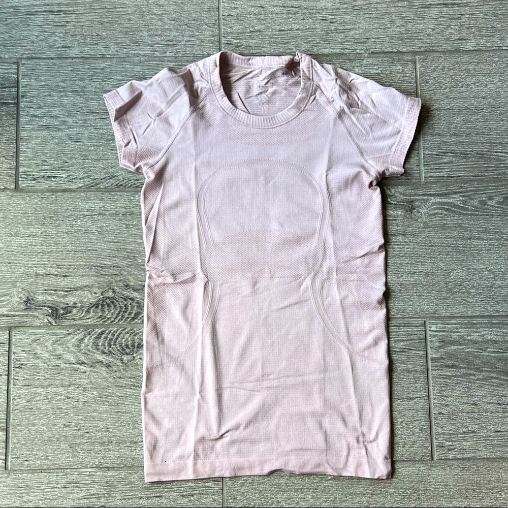 Lululemon Swiftly Tech Short Sleeve Shirt